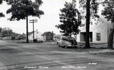 Delton Theatre - Old Photo (newer photo)